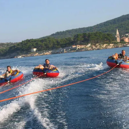 Bonaria Trogir